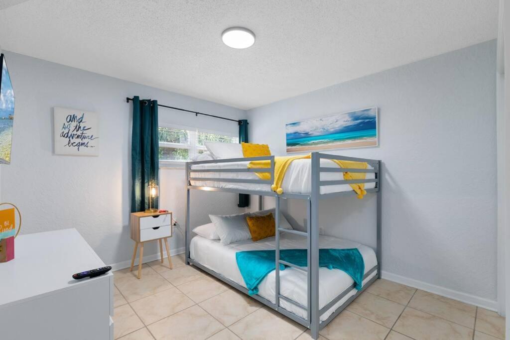 Ocean 21 - Waves & Wonders Apartment Indian Harbour Beach Exterior photo